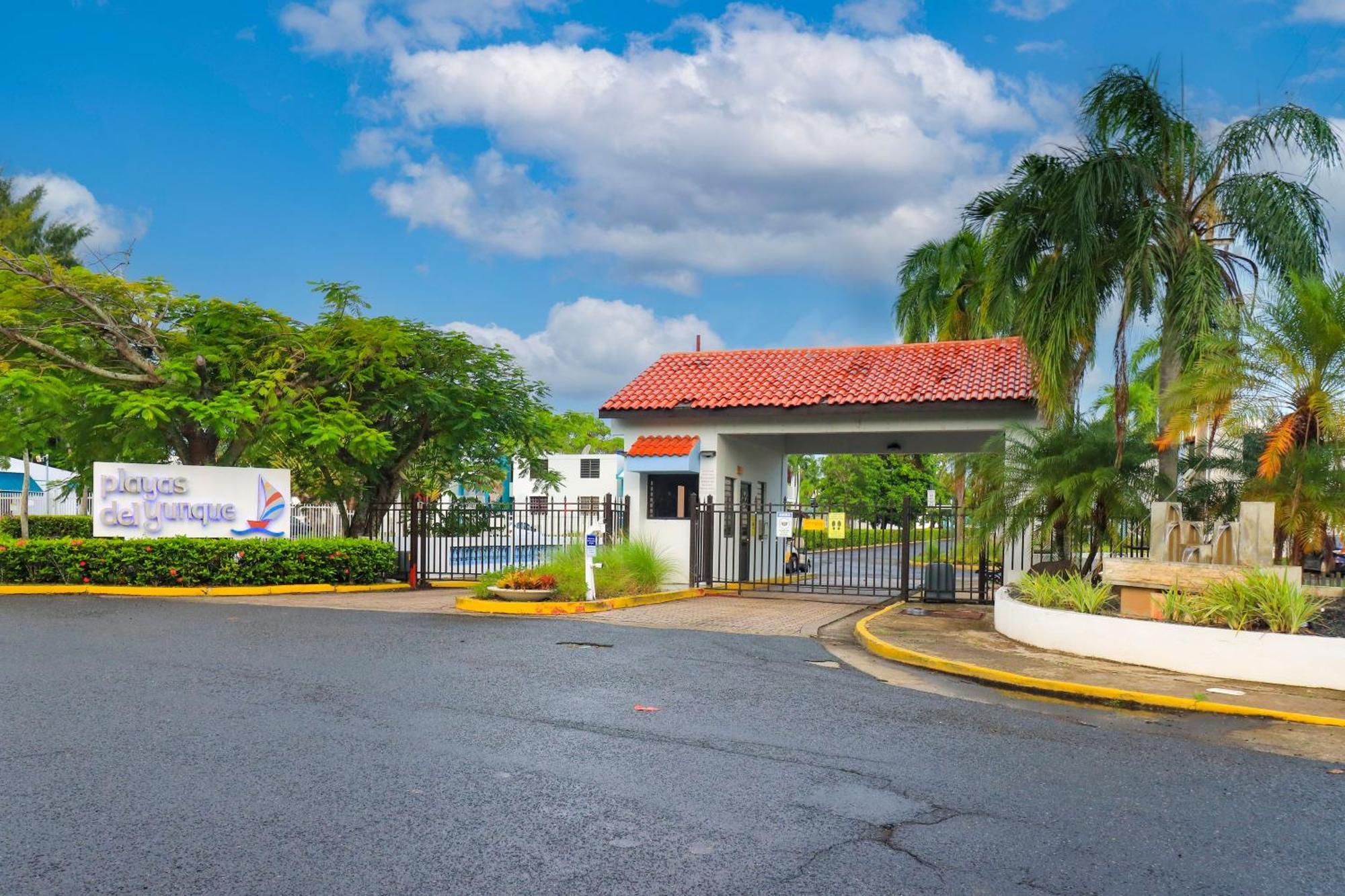 Villa Layka Beach House At Playas Del Yunque Río Grande Exterior foto